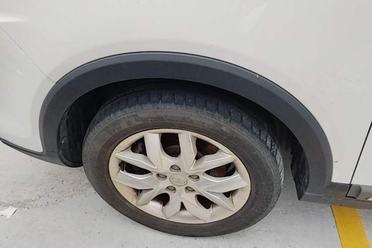 Used JAC Group Refine S3 2014 1.5L Manual Luxury Smart Model Left Front Wheel Hub