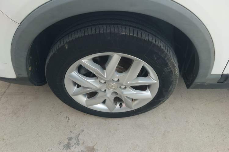 Used JAC Group Refine S3 2014 1.5L CVT Luxury Smart Model Left Front Wheel Hub