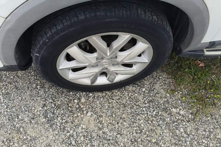 Used JAC Group Refine S3 2014 1.5L Manual Luxury Smart Model Left Front Wheel Hub