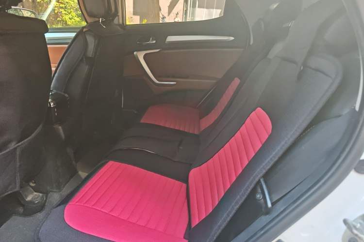 Used JAC Group Refine S3 2014 1.5L CVT Luxury Smart Model Left Rear Seat