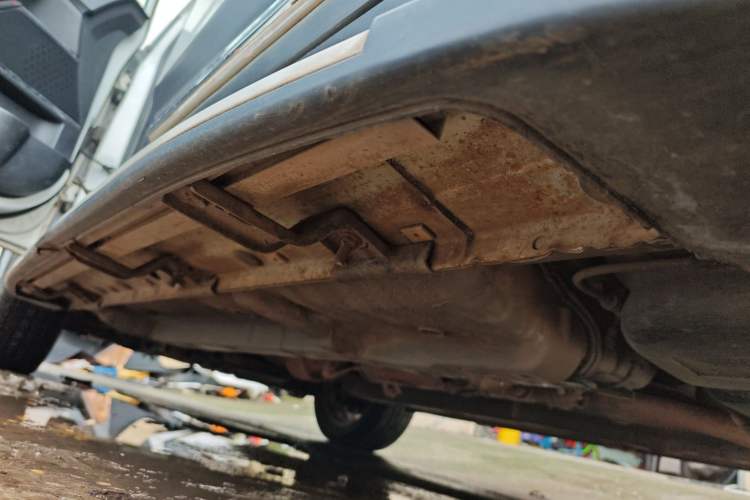 Used JAC Group Refine S3 2014 1.5L CVT Luxury Smart Model Left Side Sill