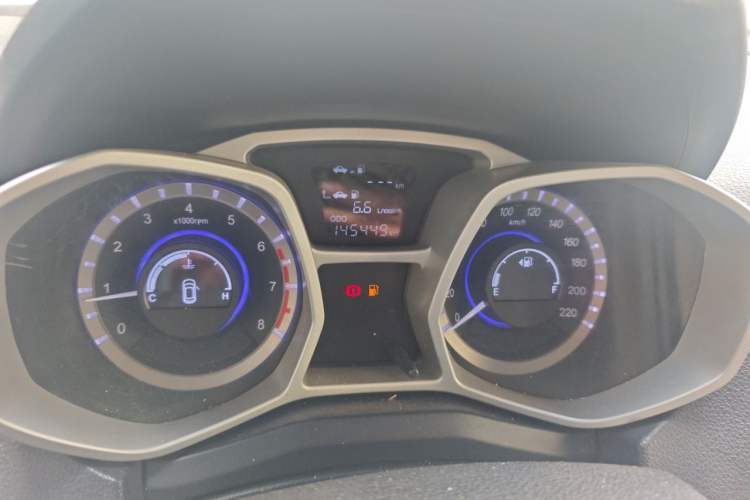 Used JAC Group Refine S3 2014 1.5L Manual Luxury Smart Model Odometer Close Up