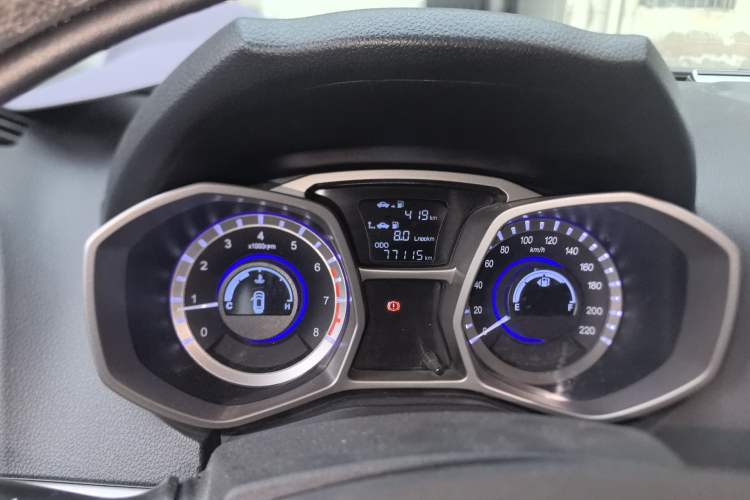 Used JAC Group Refine S3 2014 1.5L Manual Luxury Smart Model Odometer Close Up