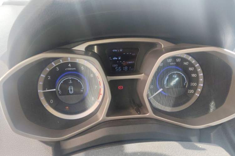 Used JAC Group Refine S3 2014 1.5L CVT Luxury Smart Model Odometer Close Up