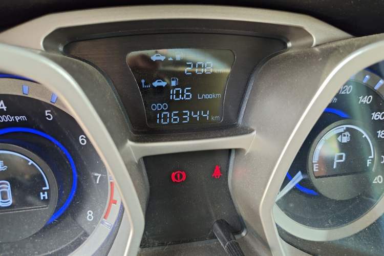 Used JAC Group Refine S3 2014 1.5L CVT Luxury Smart Model Odometer Close Up