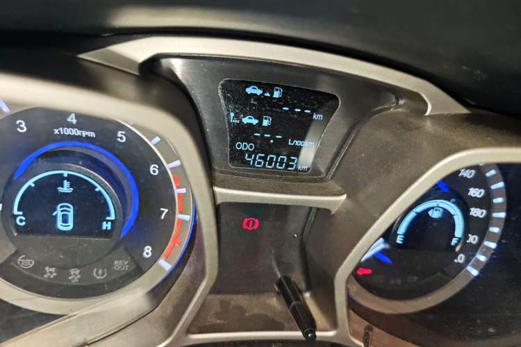 Used JAC Group Refine S3 2014 1.5L Manual Luxury Smart Model Odometer Close Up