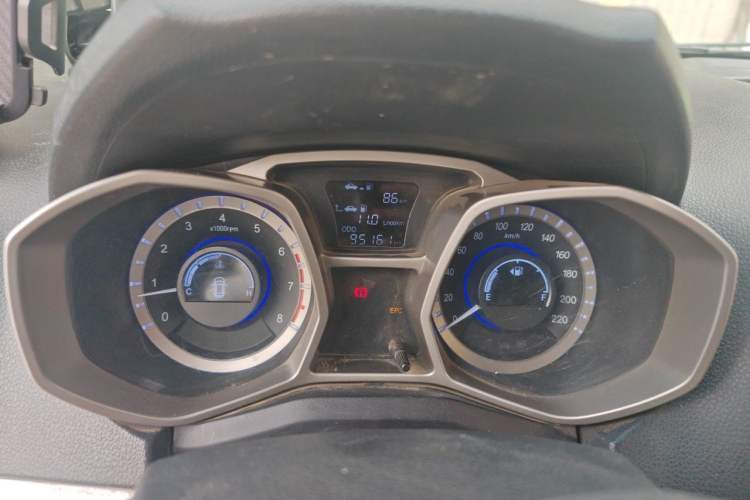 Used JAC Group Refine S3 2014 1.5L Manual Luxury Model Odometer Close Up
