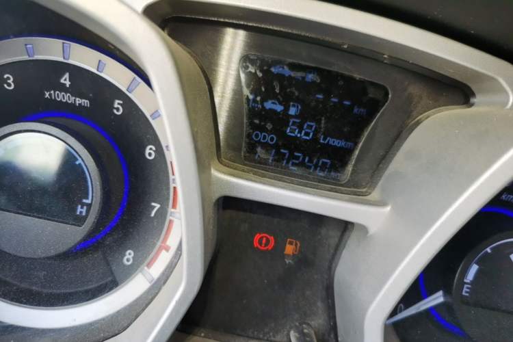Used JAC Group Refine S3 2014 1.5L Manual Luxury Smart Model Odometer Close Up