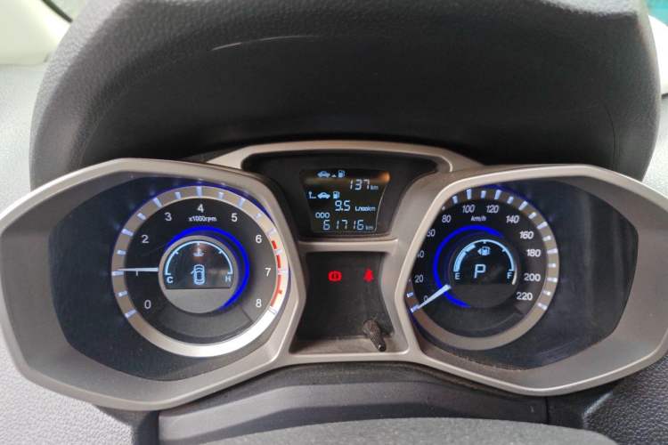 Used JAC Group Refine S3 2014 1.5L CVT Luxury Smart Model Odometer Close Up