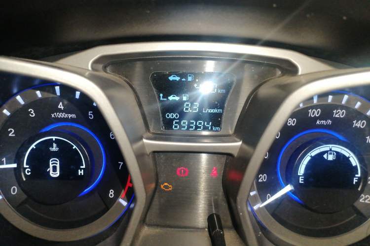Used JAC Group Refine S3 2014 1.5L Manual Luxury Smart Model Odometer Close Up