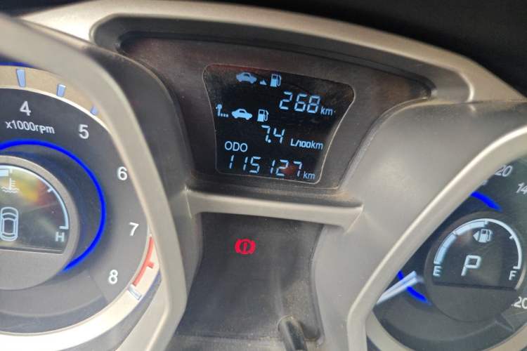 Used JAC Group Refine S3 2014 1.5L CVT Luxury Smart Model Odometer Close Up