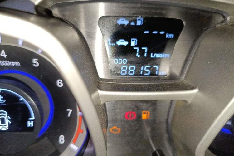 Used JAC Group Refine S3 2014 1.5L Manual Luxury Smart Model Odometer Close Up