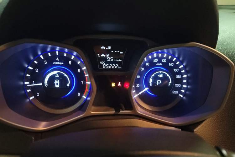 Used JAC Group Refine S3 2014 1.5L CVT Luxury Version Odometer Close Up