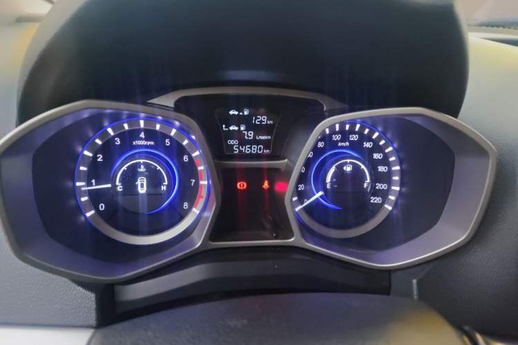 Used JAC Group Refine S3 2014 1.5L Manual Luxury Smart Model Odometer Close Up