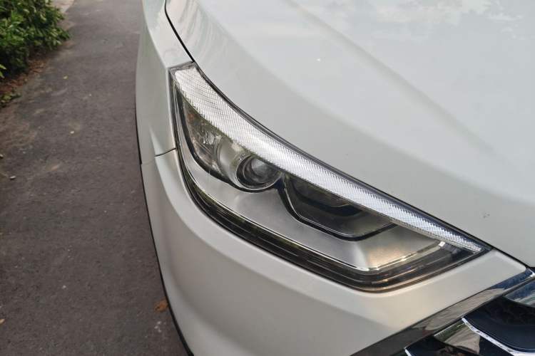 Used JAC Group Refine S3 2014 1.5L Manual Luxury Smart Model Right Front Headlight