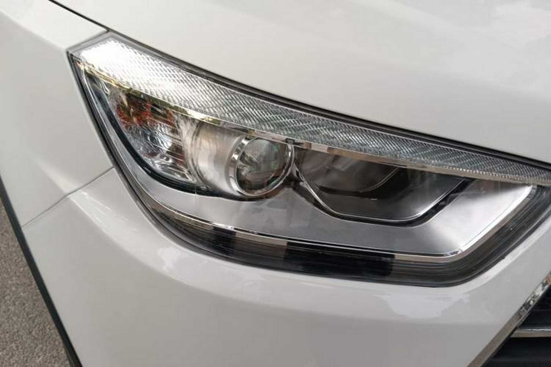 Used JAC Group Refine S3 2014 1.5L CVT Luxury Smart Model Right Front Headlight