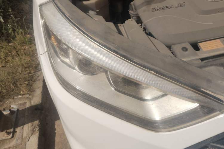 Used JAC Group Refine S3 2014 1.5L CVT Luxury Smart Model Right Front Headlight
