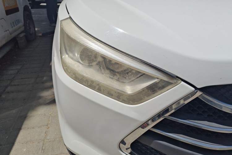 Used JAC Group Refine S3 2014 1.5L Manual Luxury Smart Model Right Front Headlight