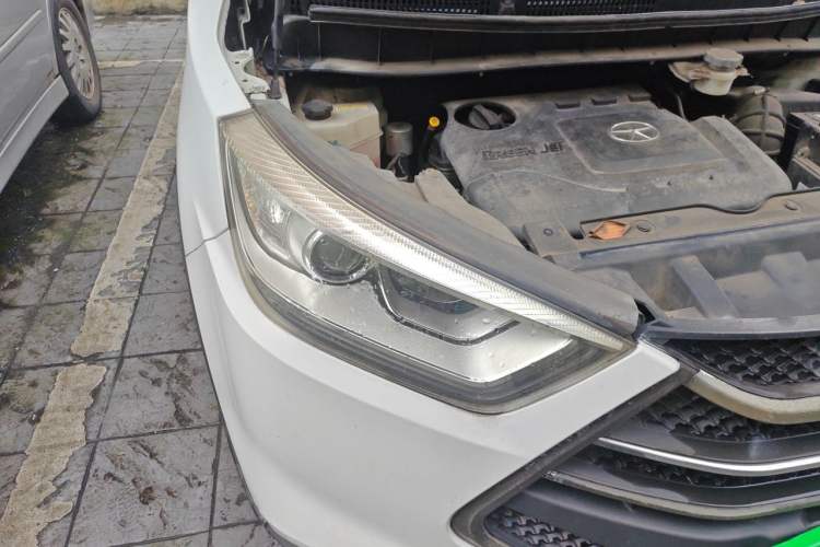 Used JAC Group Refine S3 2014 1.5L CVT Luxury Smart Model Right Front Headlight