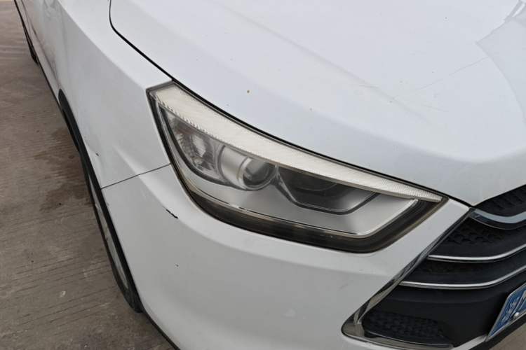 Used JAC Group Refine S3 2014 1.5L Manual Luxury Smart Model Right Front Headlight