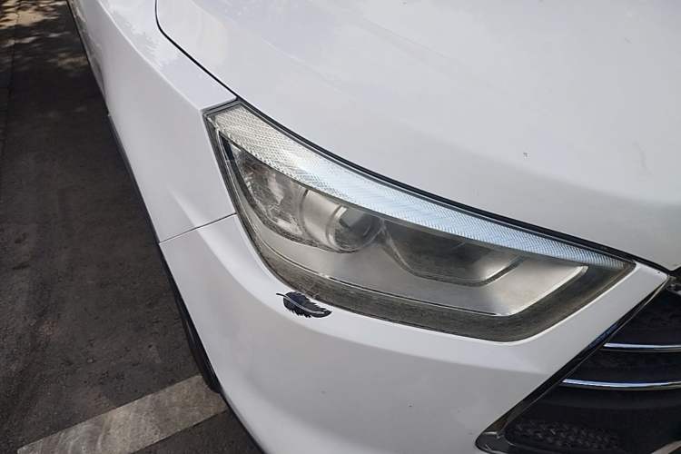 Used JAC Group Refine S3 2014 1.5L Manual Luxury Smart Model Right Front Headlight