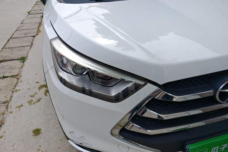 Used JAC Group Refine S3 2014 1.5L Manual Luxury Smart Model Right Front Headlight
