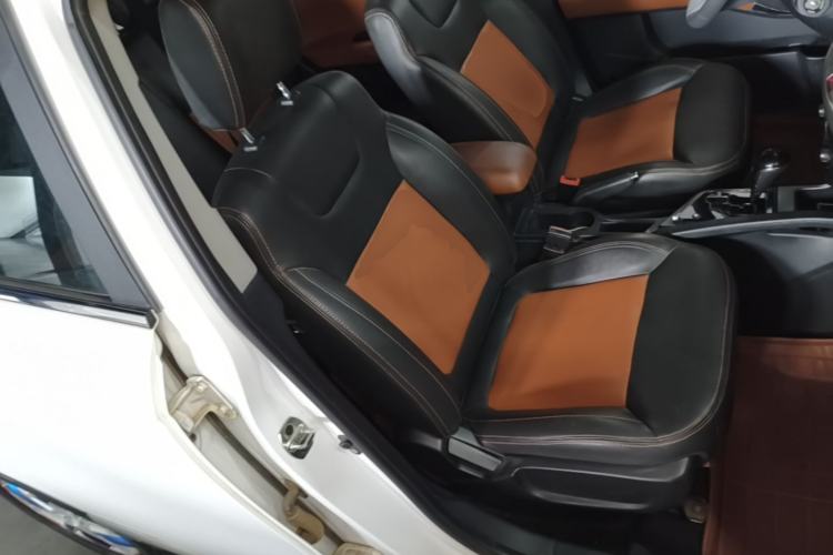 Used JAC Group Refine S3 2014 1.5L CVT Luxury Smart Model Right Front Seat
