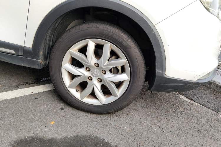 Used JAC Group Refine S3 2014 1.5L CVT Luxury Smart Model Right Front Wheel Hub