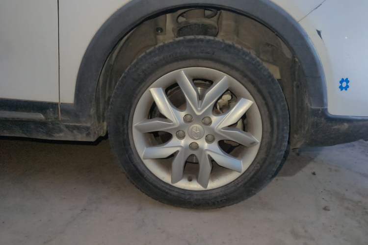 Used JAC Group Refine S3 2014 1.5L Manual Luxury Smart Model Right Front Wheel Hub