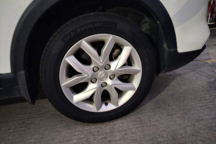 Used JAC Group Refine S3 2014 1.5L Manual Luxury Smart Model Right Front Wheel Hub