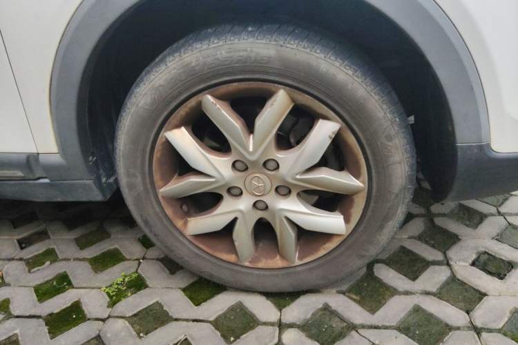 Used JAC Group Refine S3 2014 1.5L Manual Luxury Model Right Front Wheel Hub