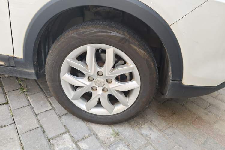 Used JAC Group Refine S3 2014 1.5L Manual Luxury Smart Model Right Front Wheel Hub