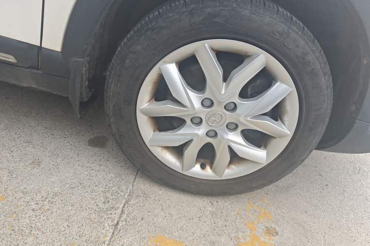 Used JAC Group Refine S3 2014 1.5L Manual Luxury Model Right Front Wheel Hub
