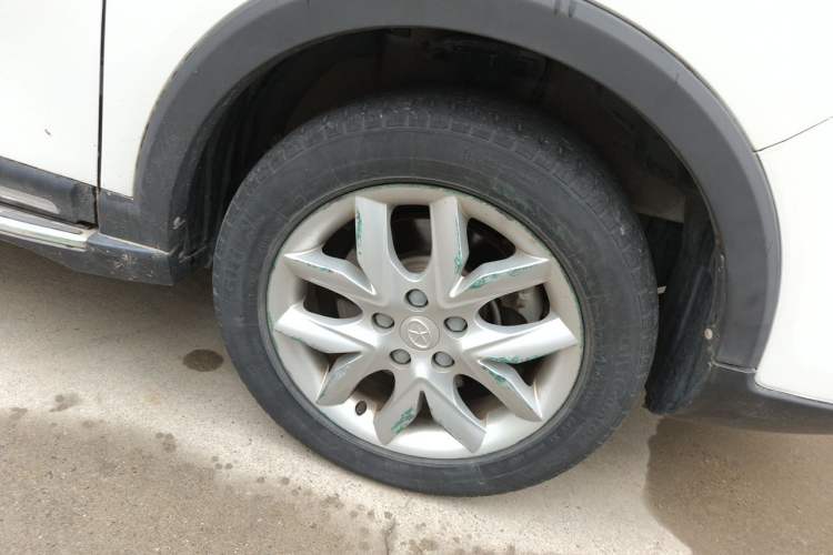 Used JAC Group Refine S3 2014 1.5L Manual Luxury Smart Model Right Front Wheel Hub