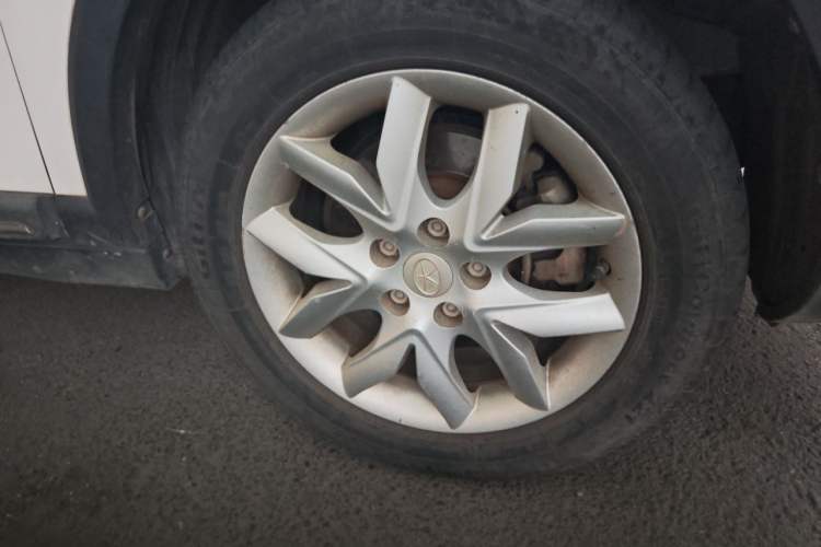 Used JAC Group Refine S3 2014 1.5L Manual Luxury Smart Model Right Front Wheel Hub