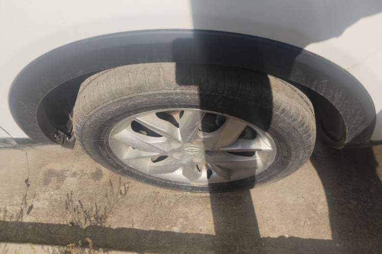 Used JAC Group Refine S3 2014 1.5L CVT Luxury Smart Model Right Front Wheel Hub