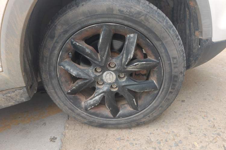Used JAC Group Refine S3 2014 1.5L Manual Luxury Model Right Front Wheel Hub