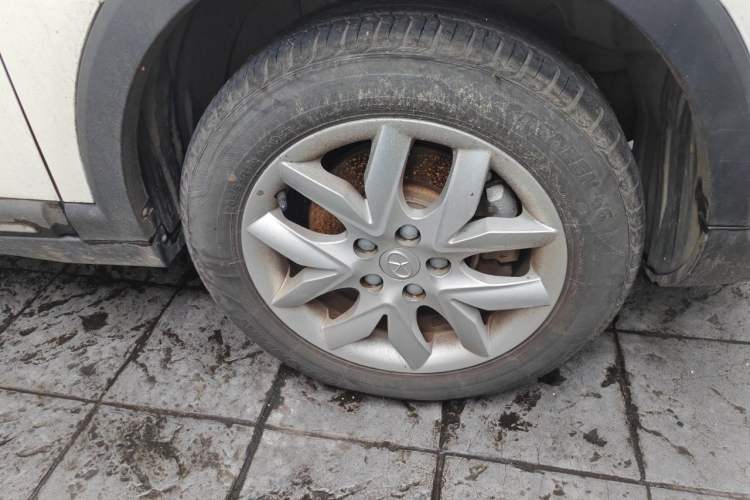 Used JAC Group Refine S3 2014 1.5L CVT Luxury Smart Model Right Front Wheel Hub