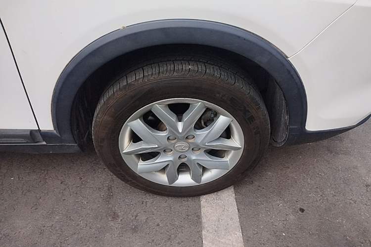 Used JAC Group Refine S3 2014 1.5L Manual Luxury Smart Model Right Front Wheel Hub