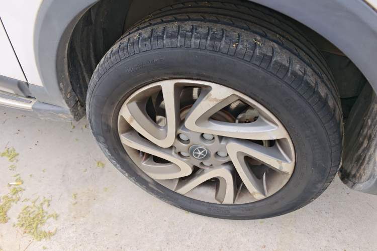 Used JAC Group Refine S3 2014 1.5L Manual Luxury Smart Model Right Front Wheel Hub