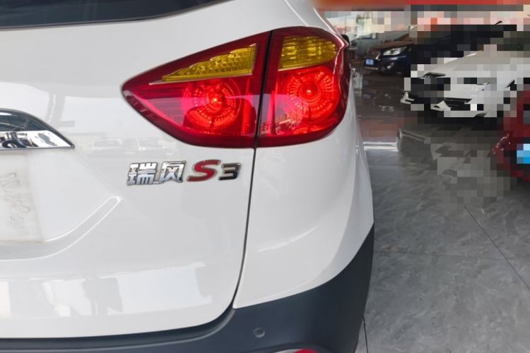 Used JAC Group Refine S3 2014 1.5L CVT Luxury Smart Model Right Rear Taillight