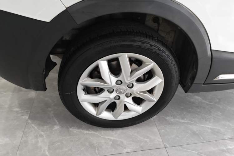 Used JAC Group Refine S3 2014 1.5L CVT Luxury Version Right Rear Wheel Hub