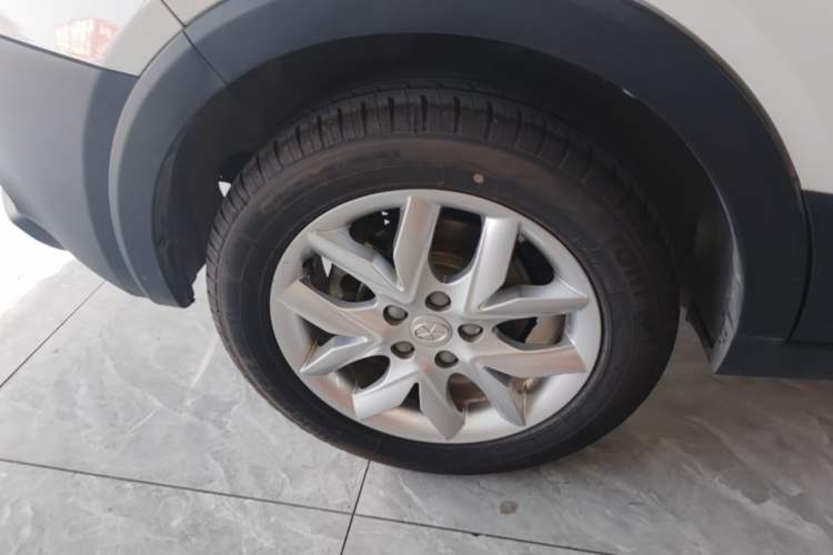 Used JAC Group Refine S3 2014 1.5L CVT Luxury Smart Model Right Rear Wheel Hub