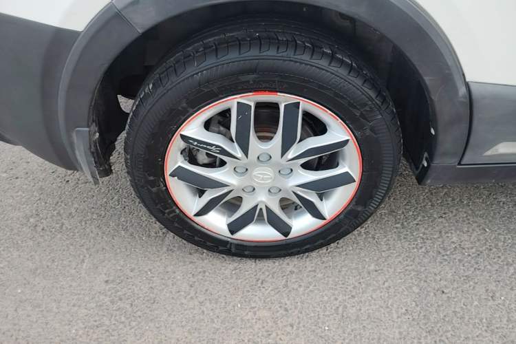 Used JAC Group Refine S3 2014 1.5L Manual Luxury Model Right Rear Wheel Hub