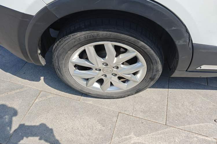 Used JAC Group Refine S3 2014 1.5L Manual Luxury Smart Model Right Rear Wheel Hub