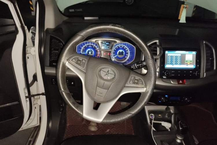 Used JAC Group Refine S3 2014 1.5L Manual Luxury Smart Model Steering Wheel