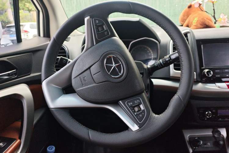 Used JAC Group Refine S3 2014 1.5L Manual Luxury Smart Model Steering Wheel