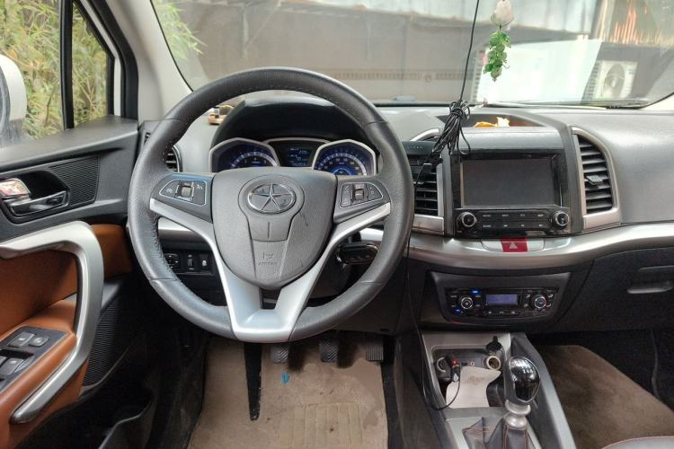 Used JAC Group Refine S3 2014 1.5L Manual Luxury Smart Model Steering Wheel