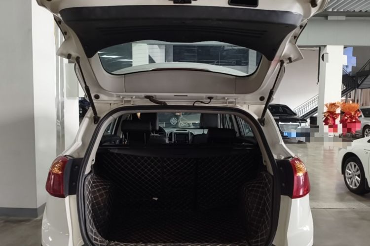 Used JAC Group Refine S3 2014 1.5L CVT Luxury Smart Model Trunk