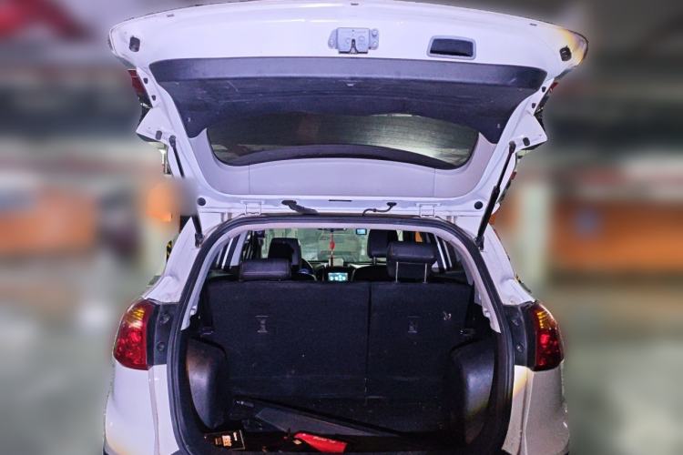 Used JAC Group Refine S3 2014 1.5L CVT Luxury Smart Model Trunk